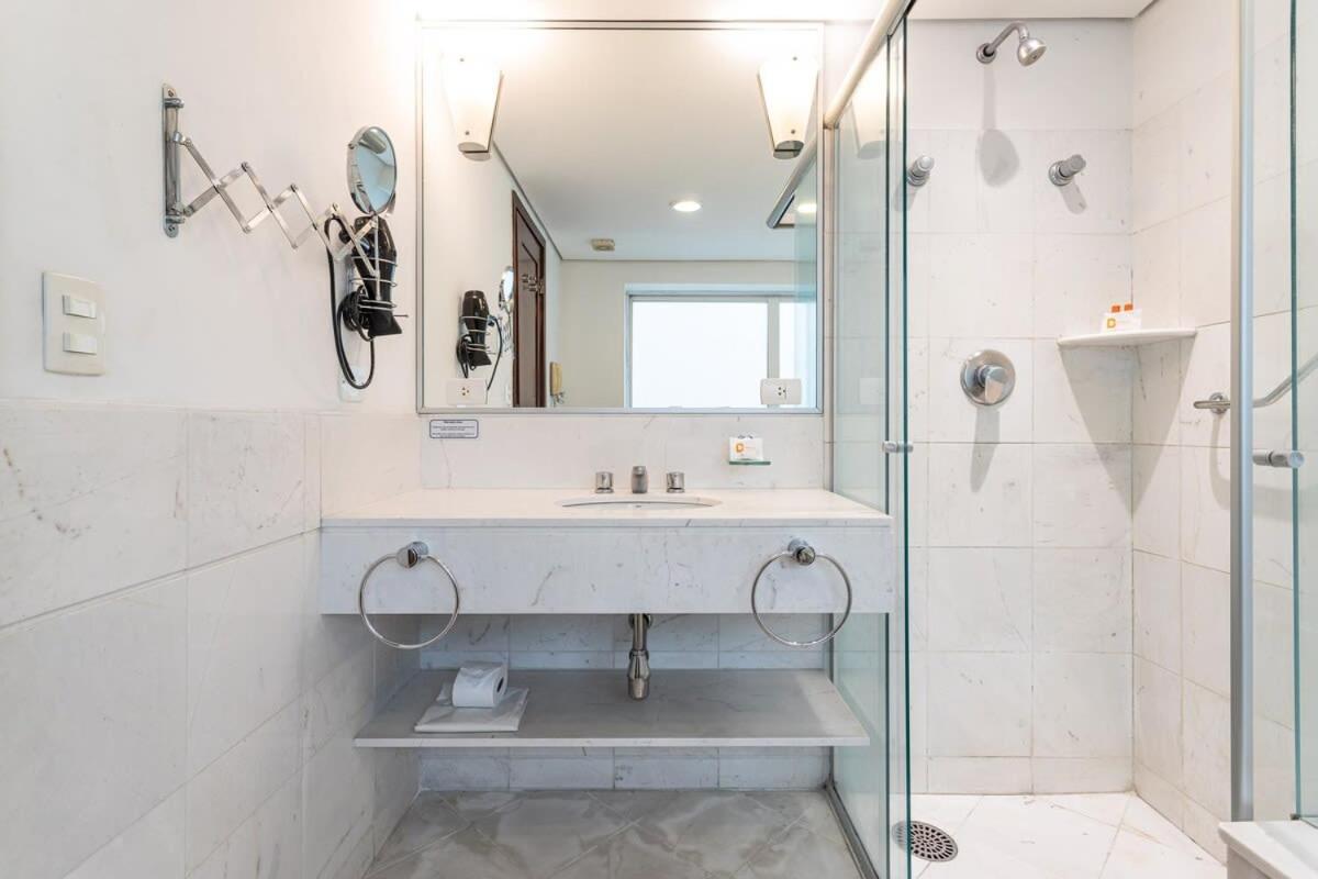 Apartamento Bhomy Itaim - C Varanda E Vaga De Garagem Grs605 *
